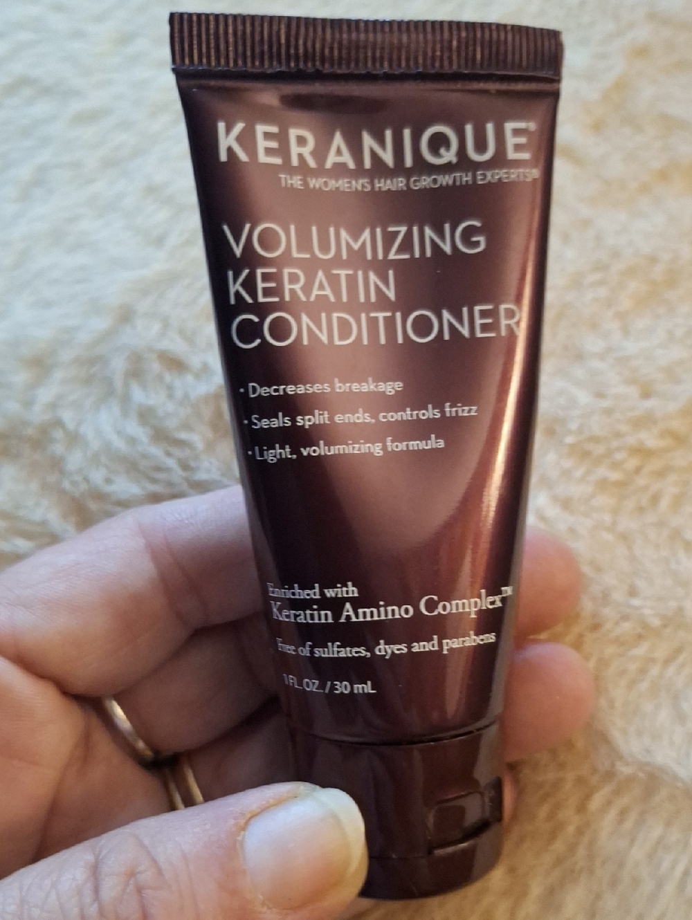 Keranique Volumizing Keratin Conditioner - Brown Tube